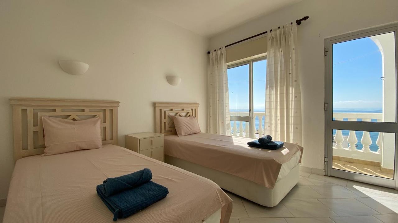 Rosa Guest House #6 - Com Vista Mar, Mesmo Em Frente A Praia Do Inatel Em 알부페이라 외부 사진